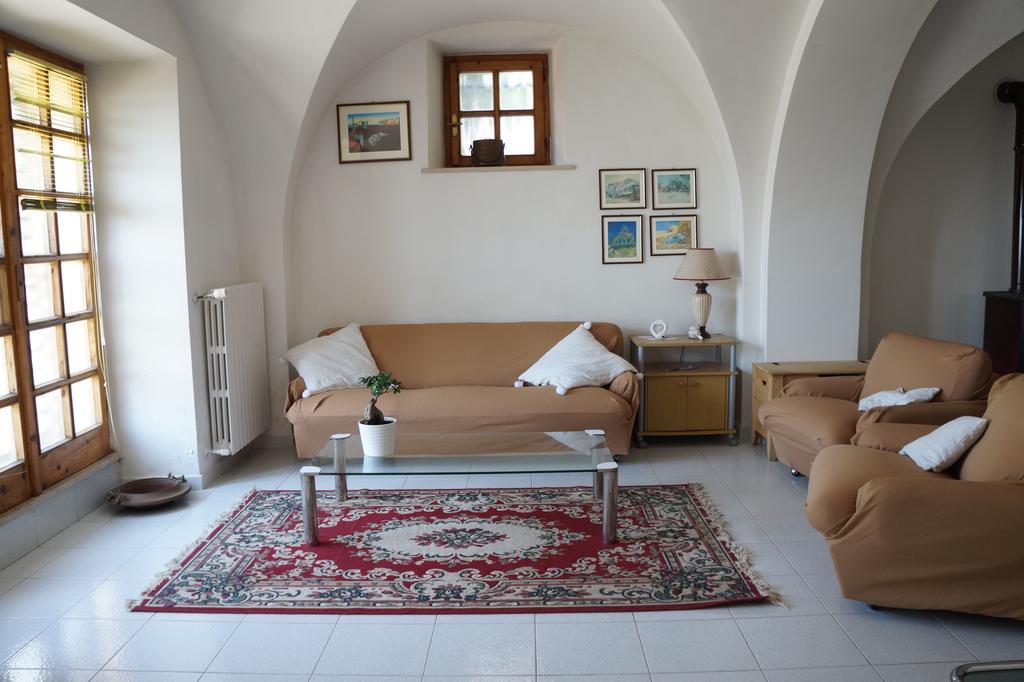 Il Giardino Bed & Breakfast Penne ภายนอก รูปภาพ